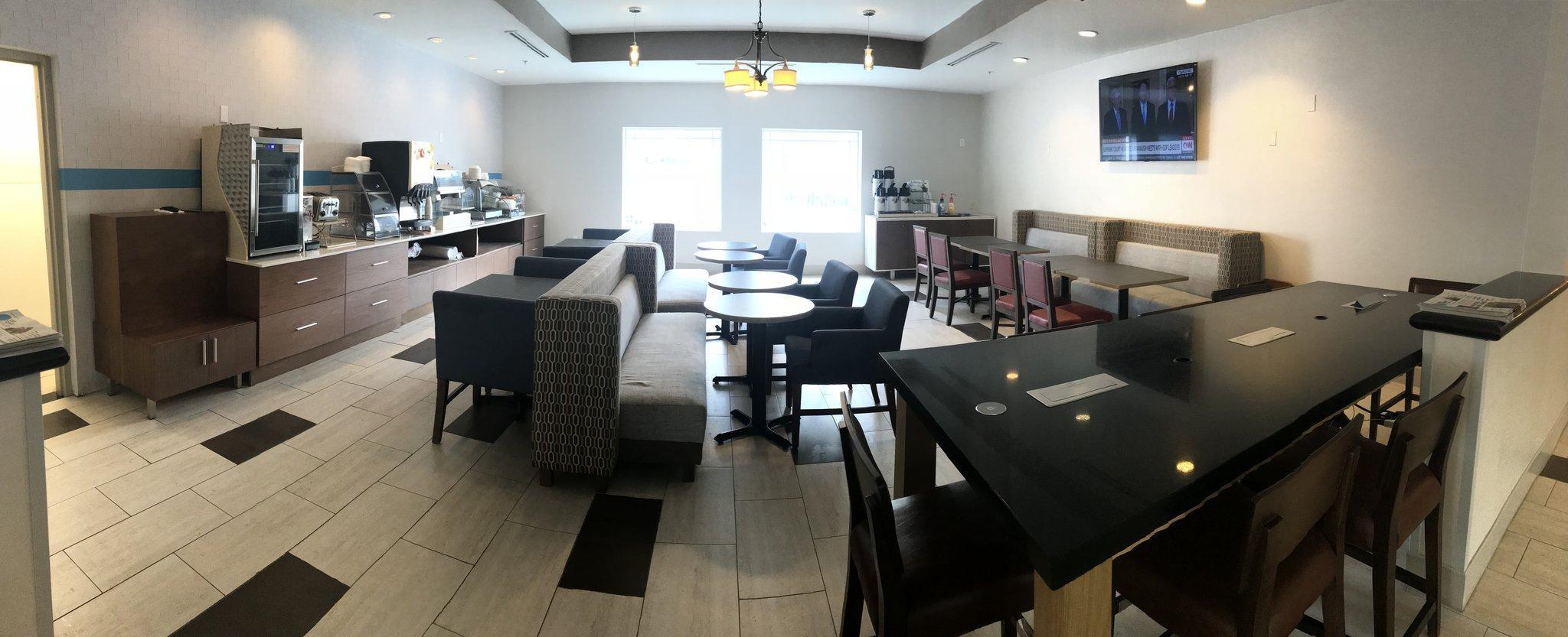 Holiday Inn Express Venice By Ihg Exterior foto