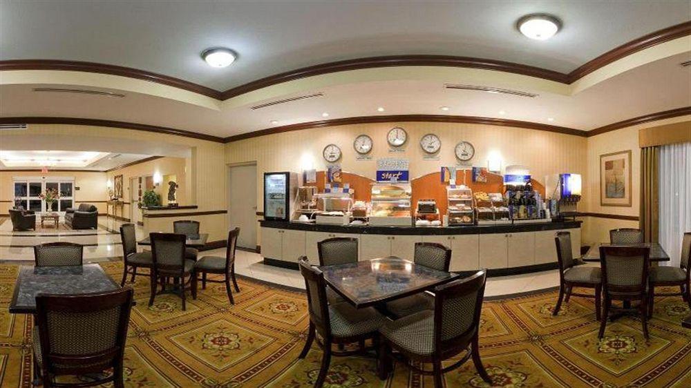 Holiday Inn Express Venice By Ihg Exterior foto